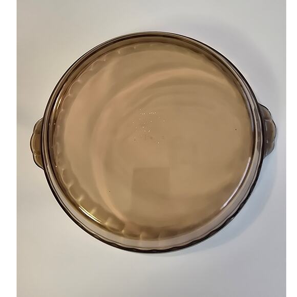 Vintage PYREX #229 Amber Crimp Edge Glass Deep Pie Dish Round 10 x‎ 2 Inch USA - Picture 2 of 3